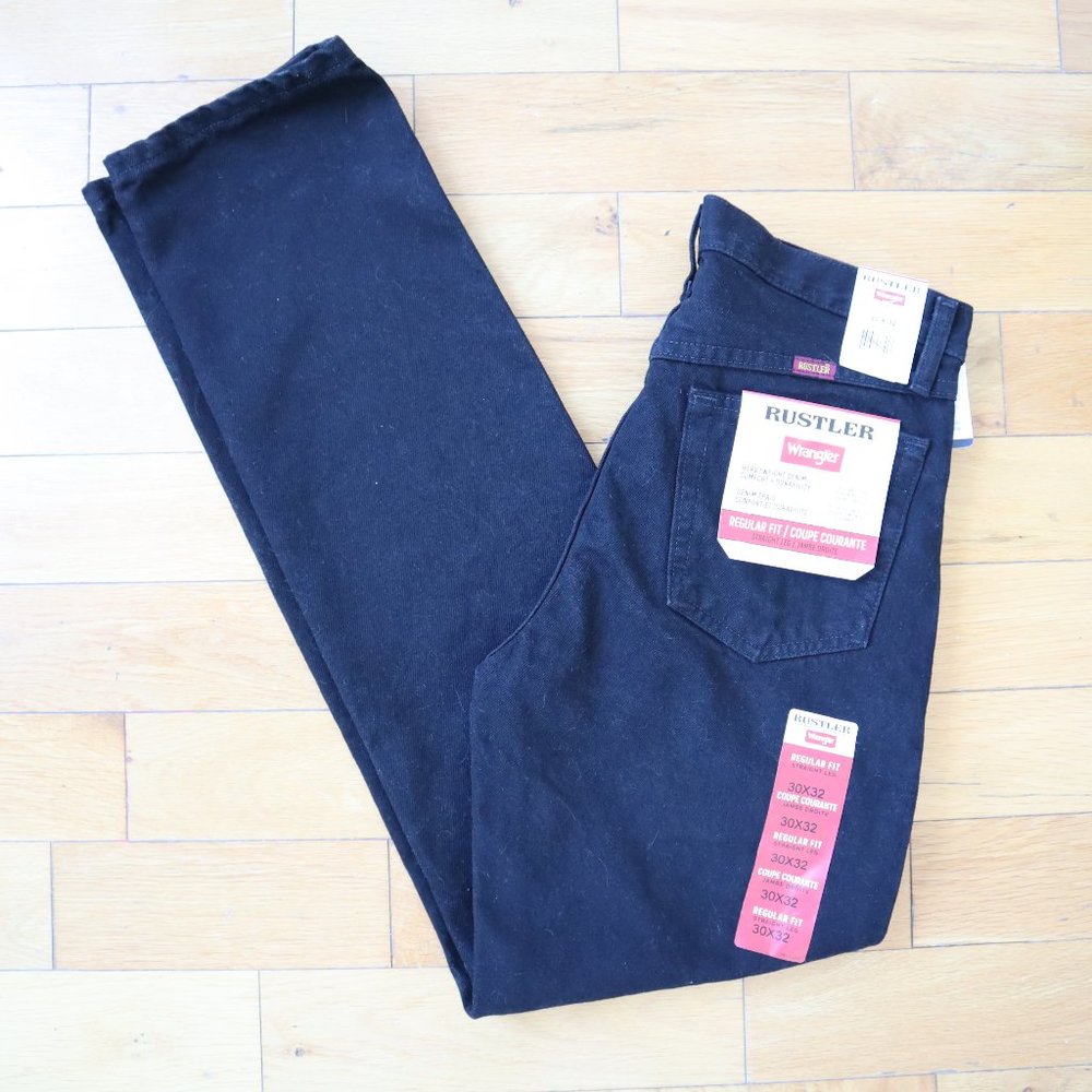 NWT Wrangler Rustler Black Straight Leg Jeans, Size 30